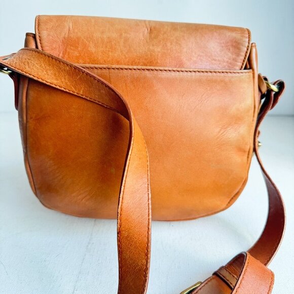 Vintage y2k Guess Brown Leather Saddle Bag - Picture 3 of 9